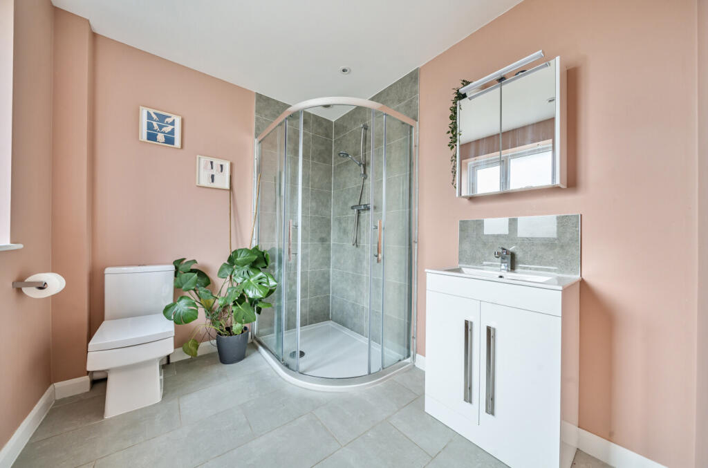 1303031-15-6841d4...