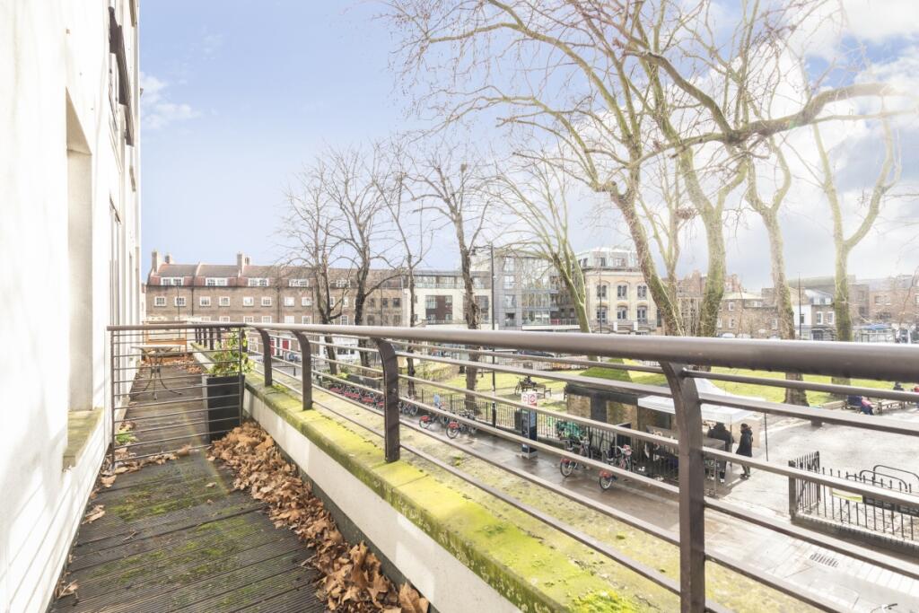 Rose Court, 8 Isl...