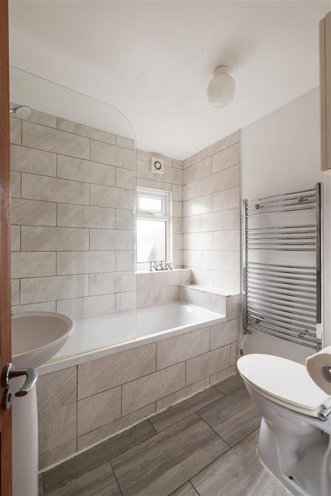 Tudor Court, E17