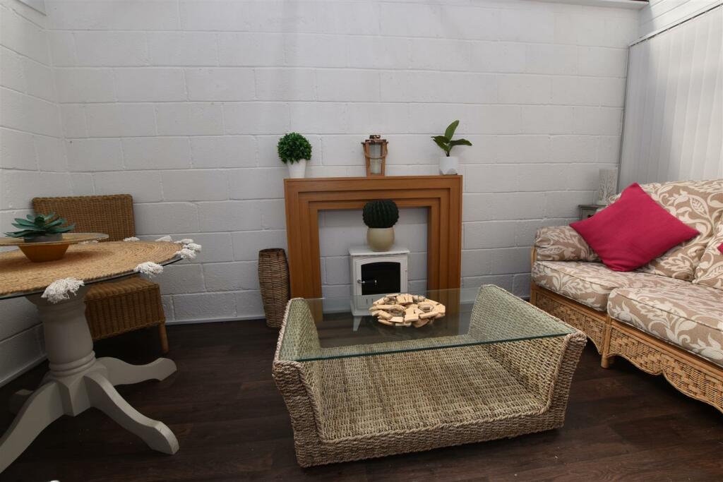 Zen Room - internal image.JPG