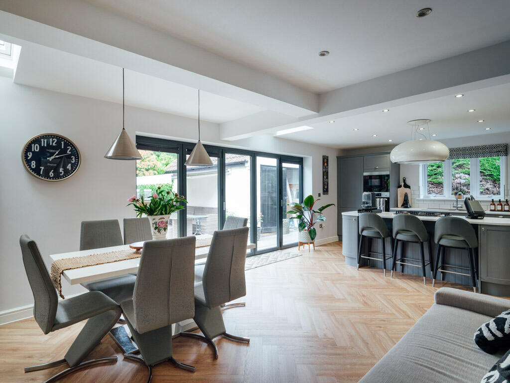 Kitchen / Dining Room