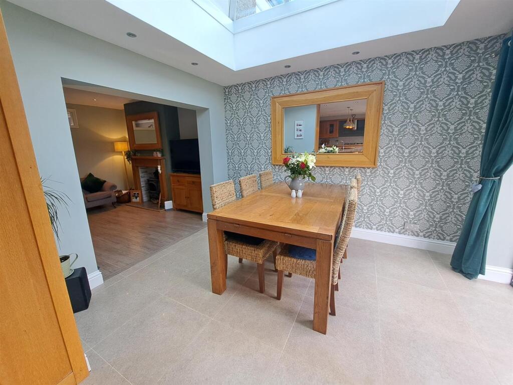 South View, Northampton