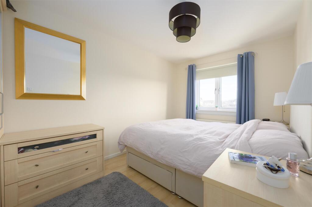 11 Teal Place 020.jpg