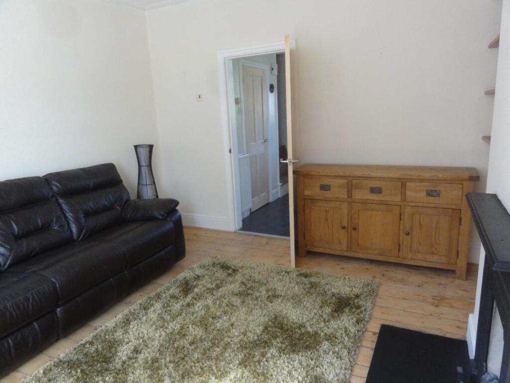 Lounge2.jpg