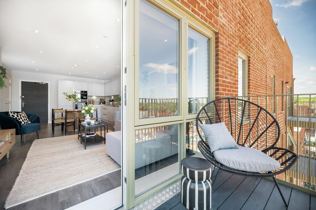 vb2003401_SJH_2596-Edit