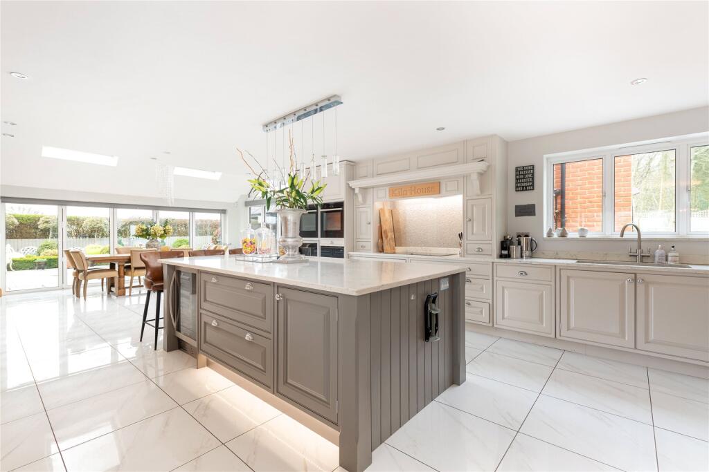 Kitchen/Breakfast