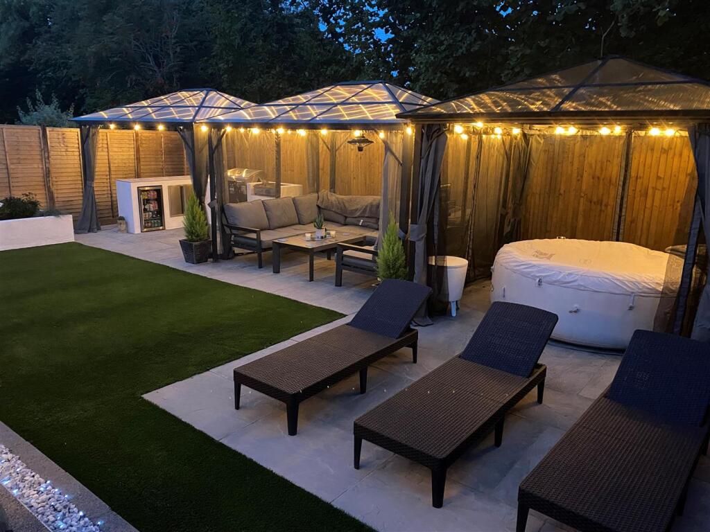 External  Rear Night Shot.jpg