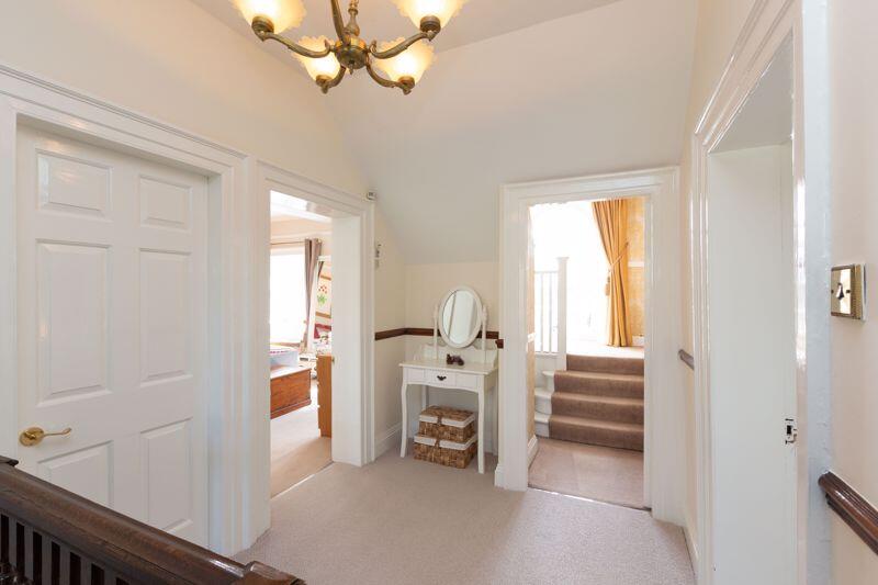 MAIN FIRST FLOOR LANDING