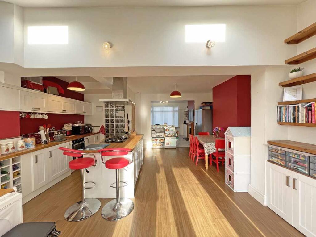 Fort Austin Avenue 28 Kitchen Dining Room 2.jpg