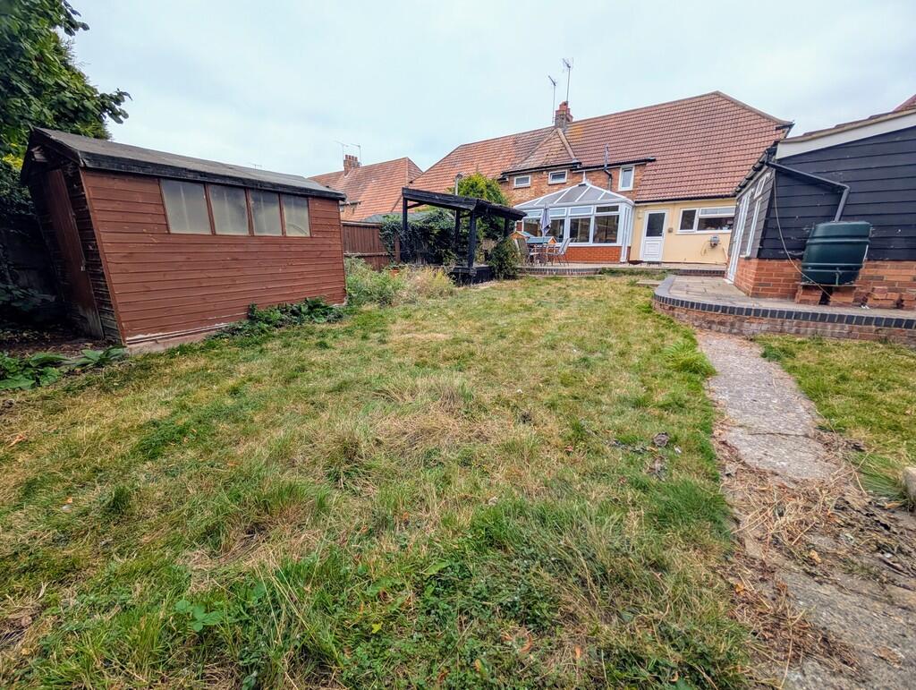 PXL_20250816_0926...