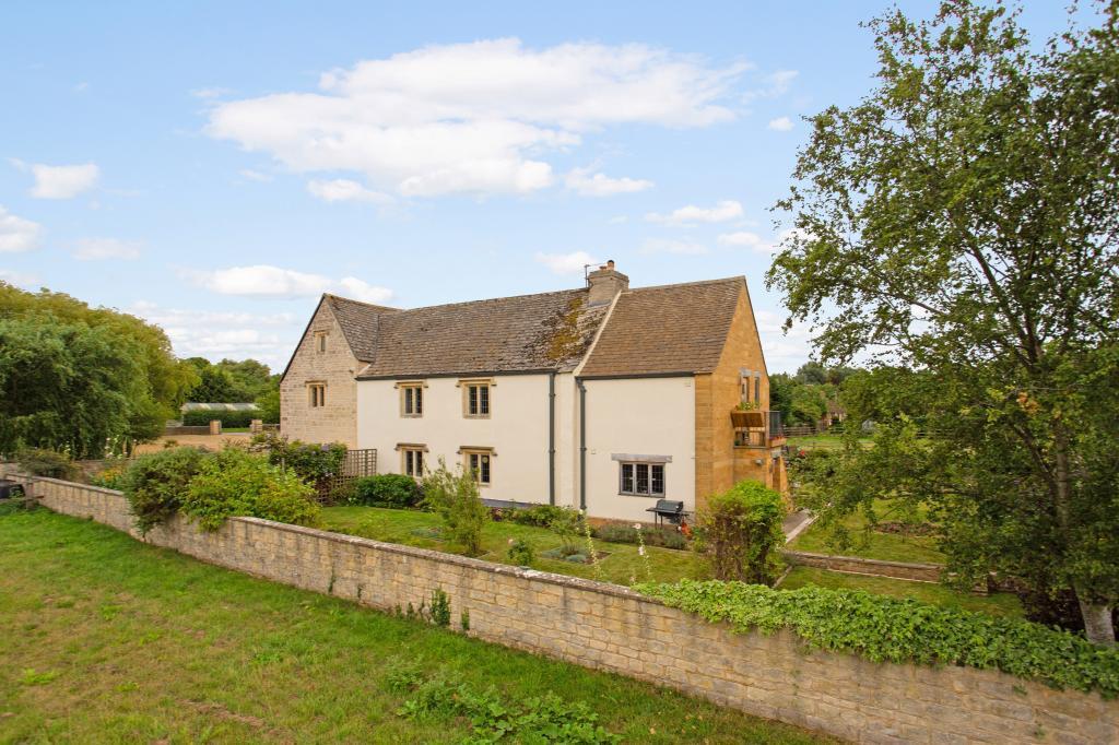 Lower Farm 304158 -  (15).jpg