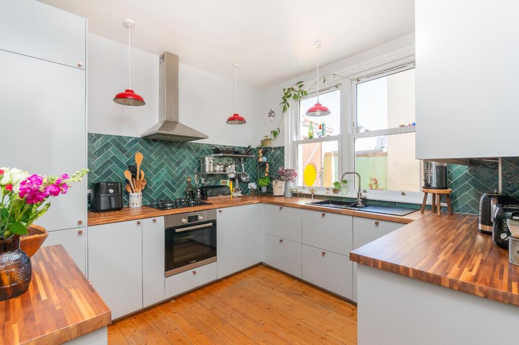 1A1SBR - Kitchen C.jpg