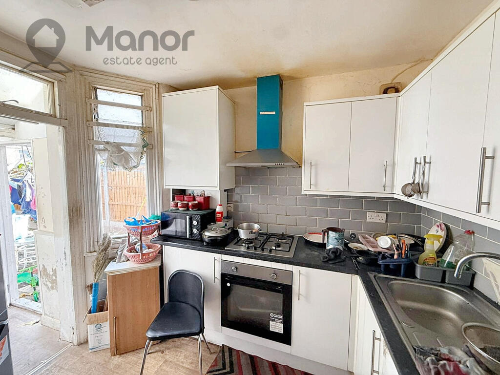 WhatsApp Image 2025-10-04 at 13.08.01 (5)