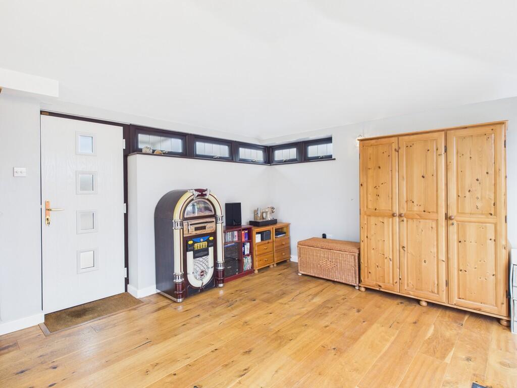 CAM05068G0-PR0051...