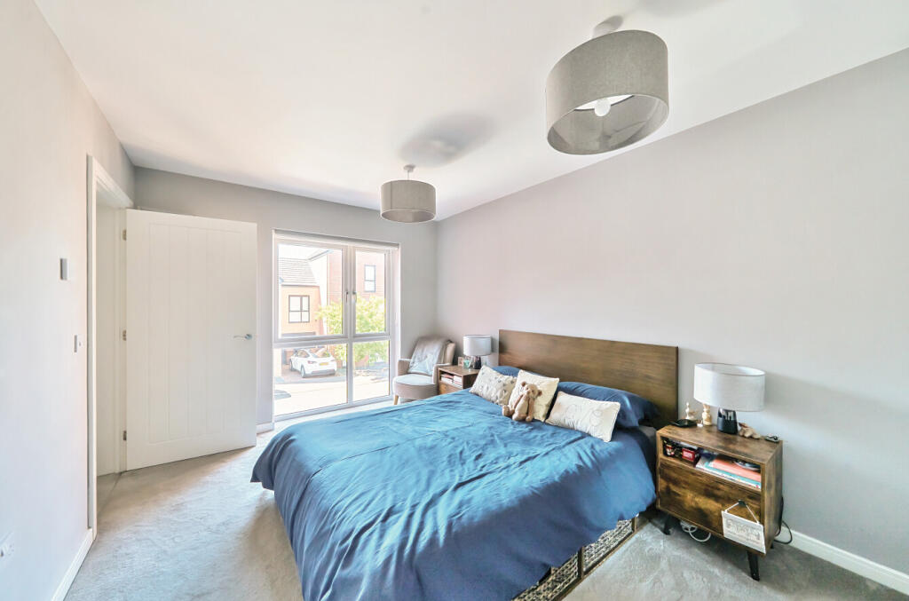 1321309-11-686fb2...