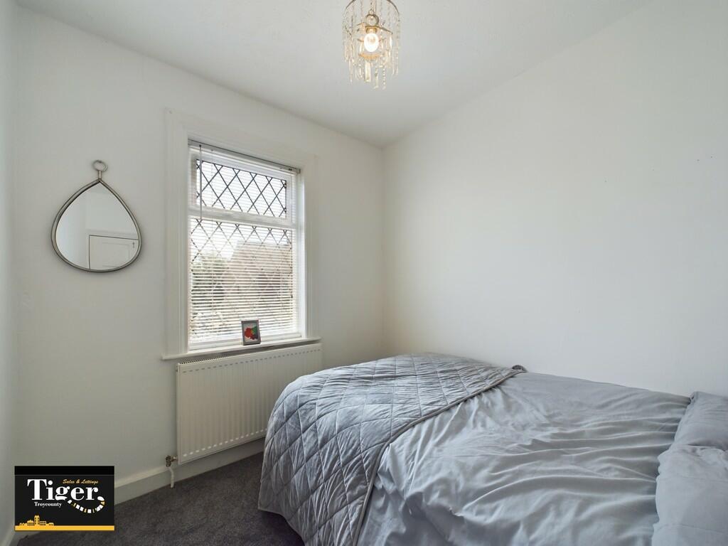 CAM02176G0-PR0311...