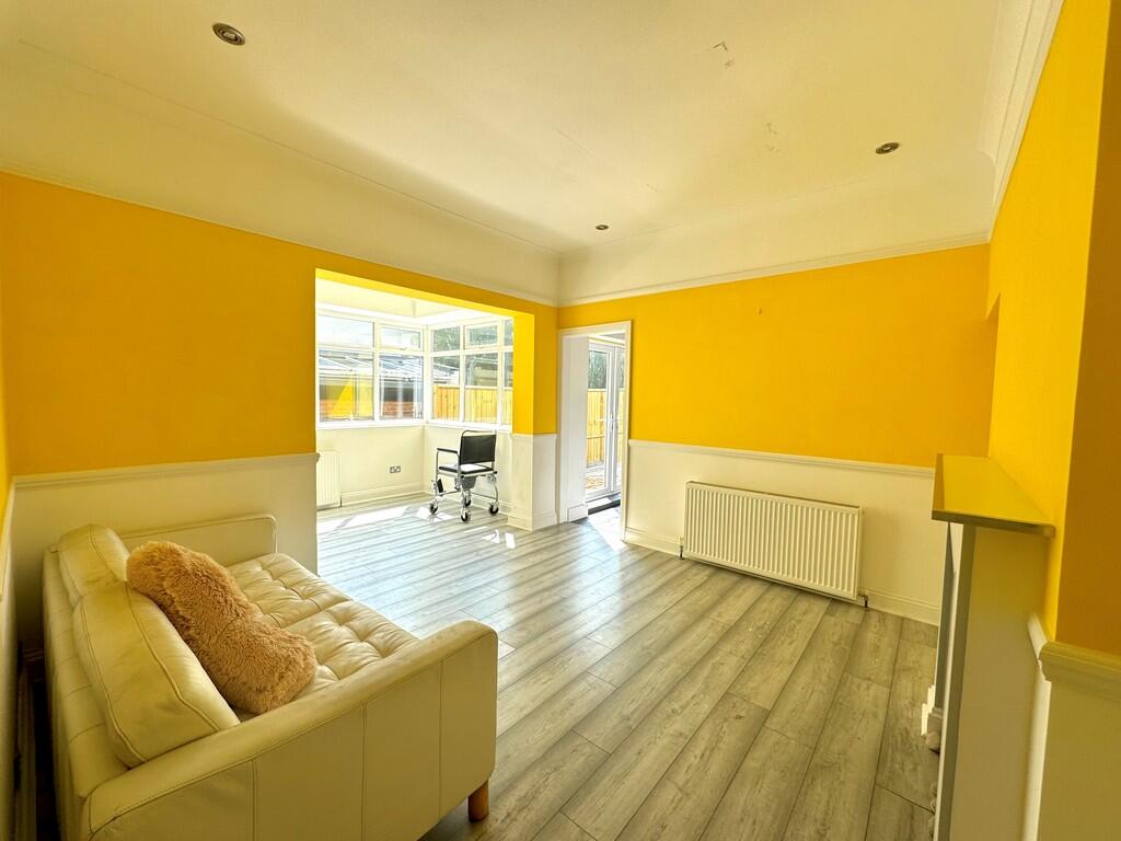 21 Meteor Road li...