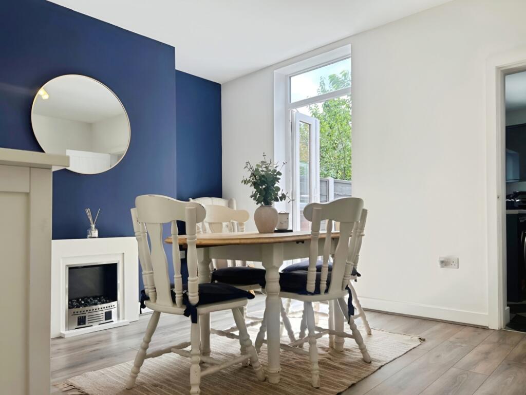 pbox-dining_room-314531.jpeg