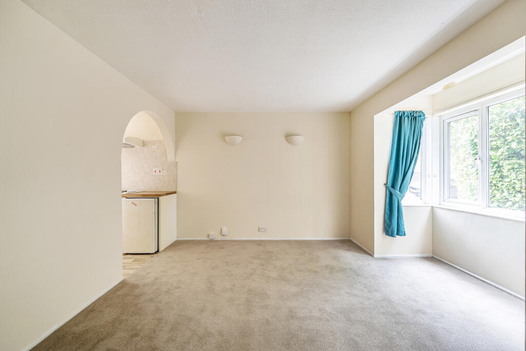 1334798-5-68921af...