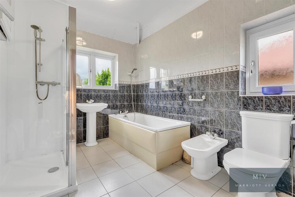 Crest Road 38 MV-13.jpg