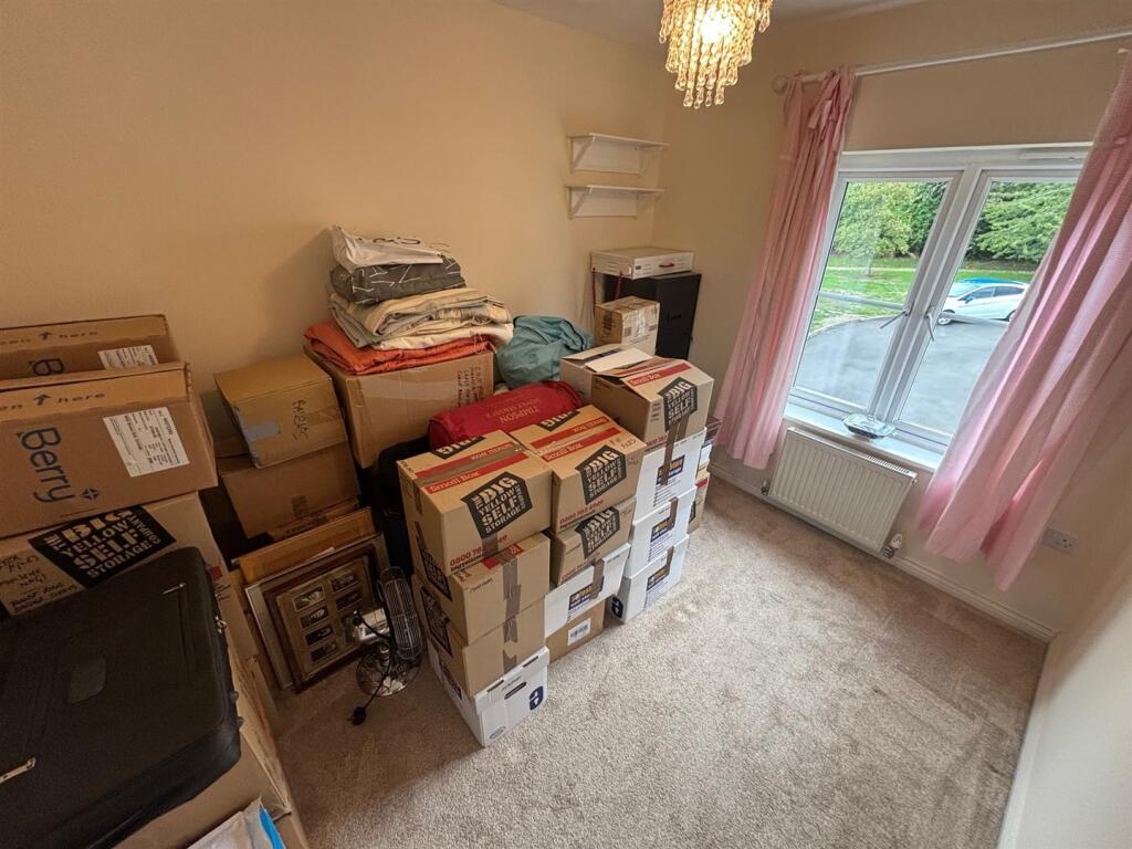 Bedroom 4.jpg