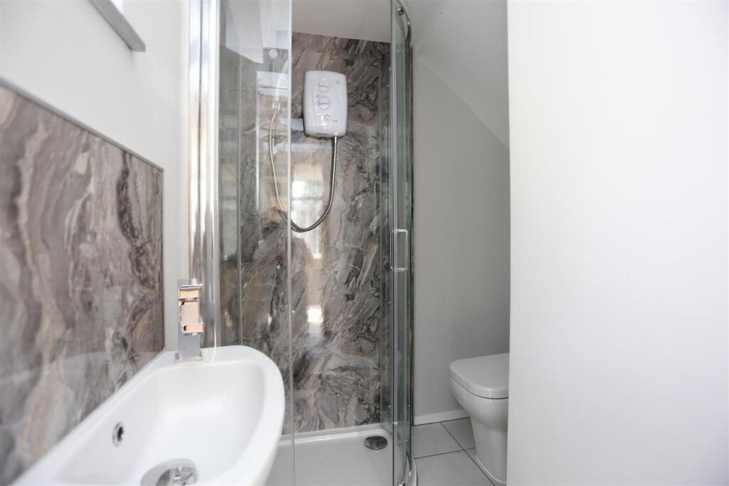 71 Shirley Drive Annex Bathroom (1).JPG