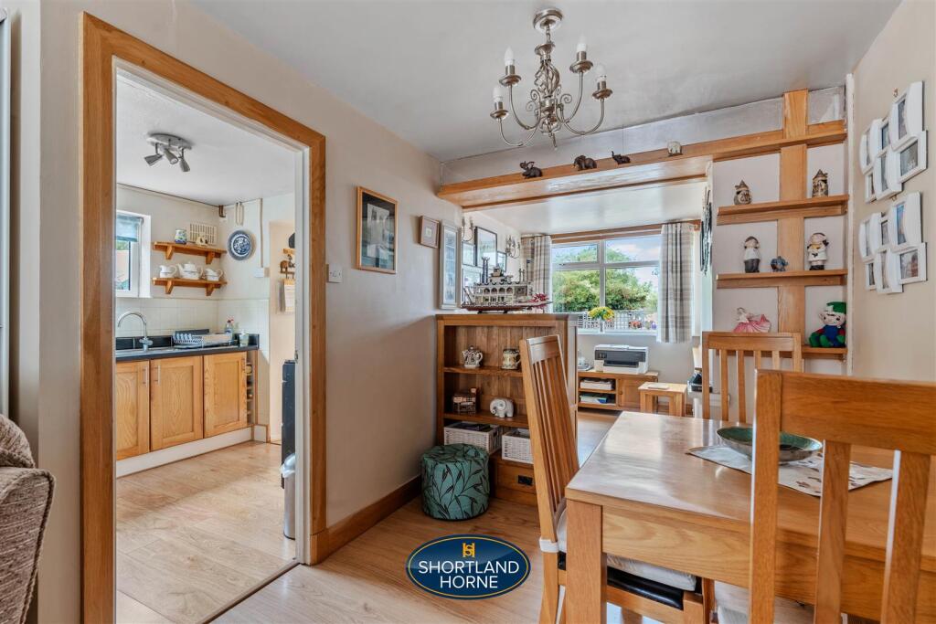 Lounge / Dining Room