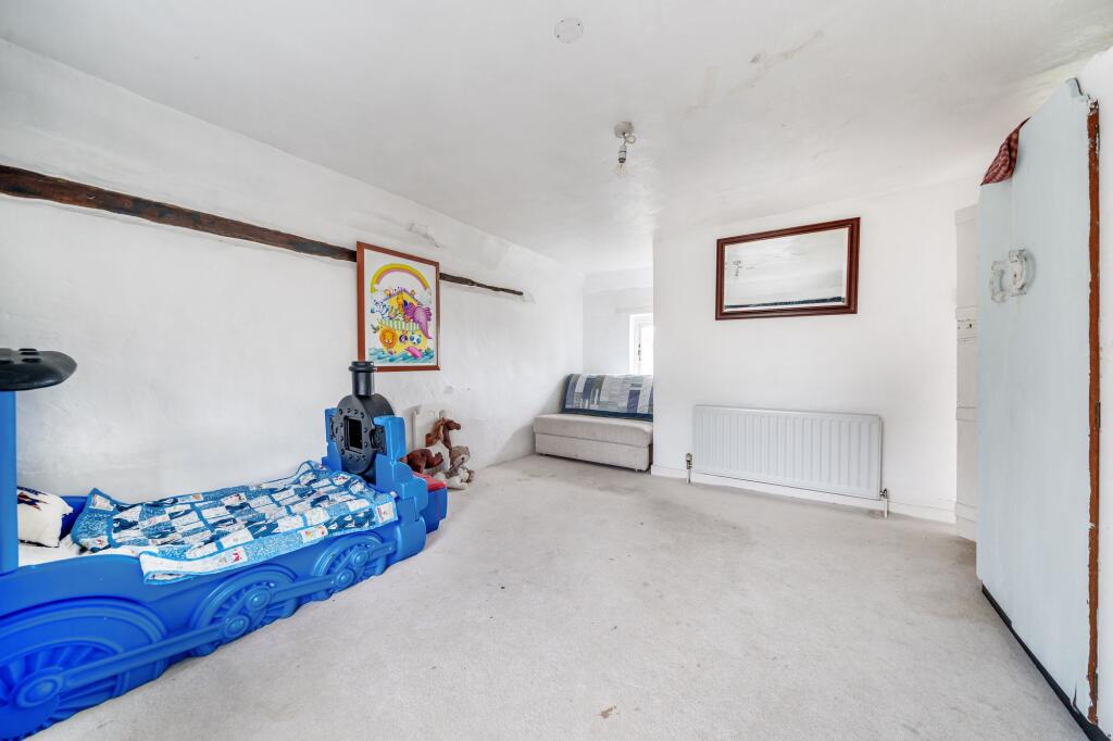 Bedroom Two (2)
