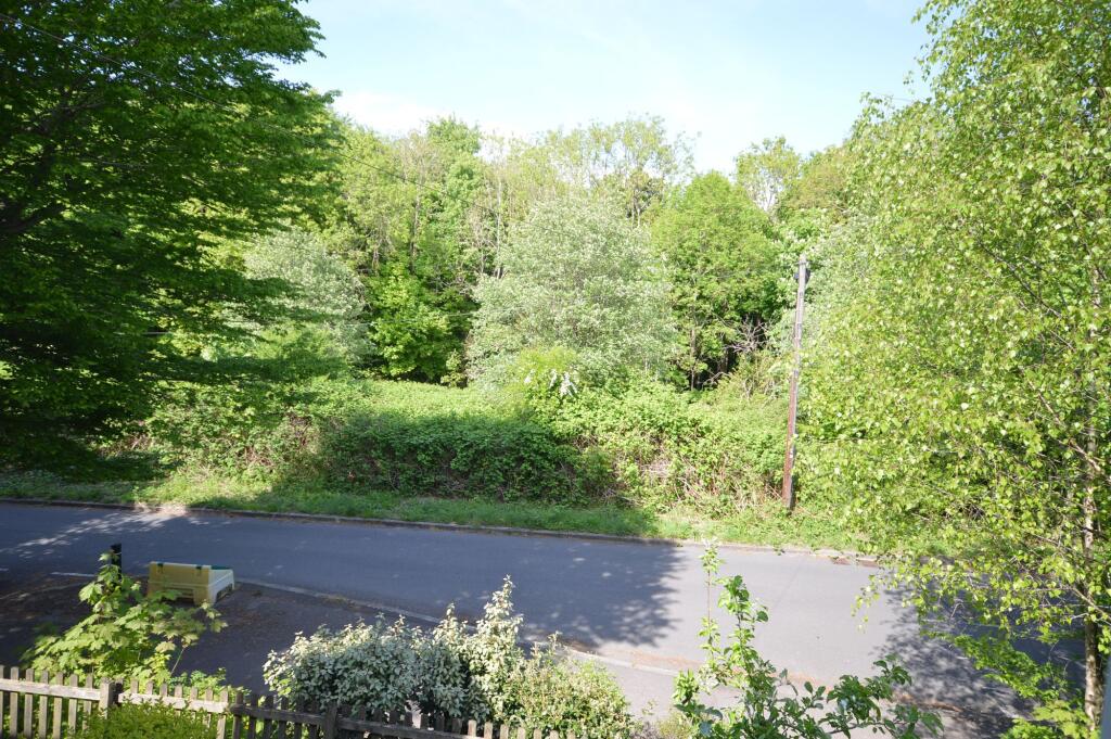 Outlook to the front