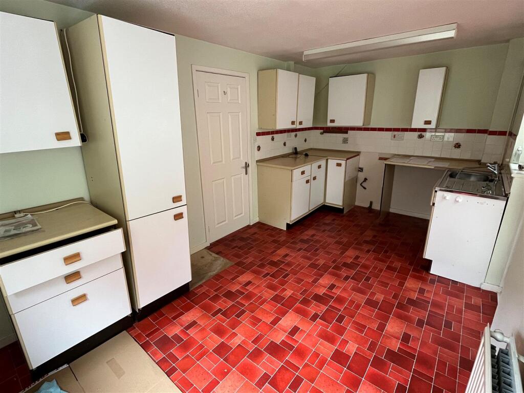 Kitchen Diner.jpg