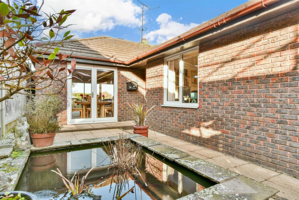 External Lifestyle Photograph