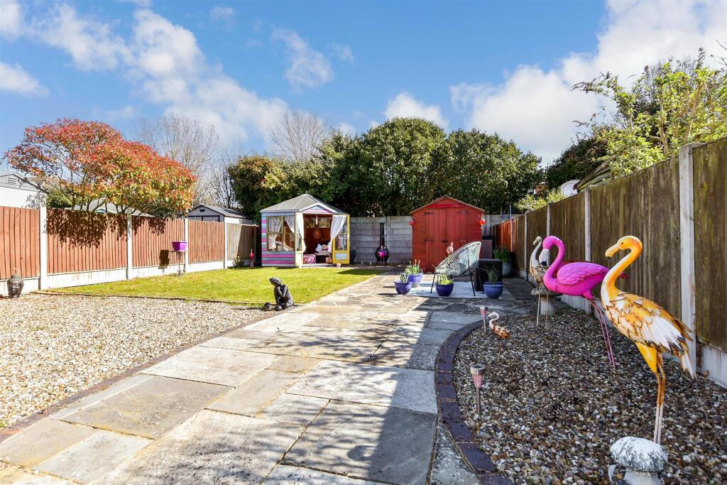 External Lifestyle Photograph