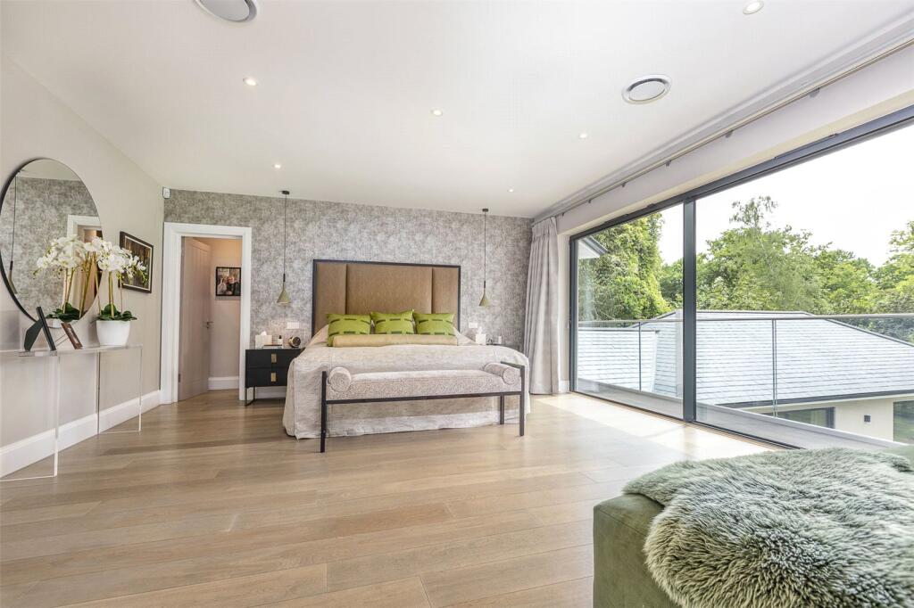 Principal Bedroom