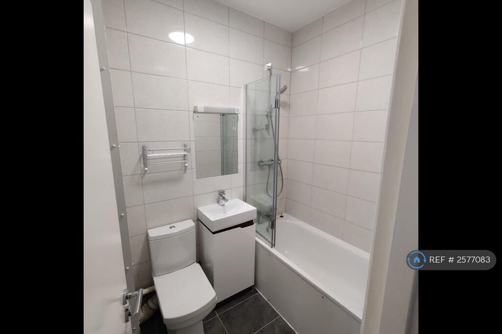 Bathroom Two 