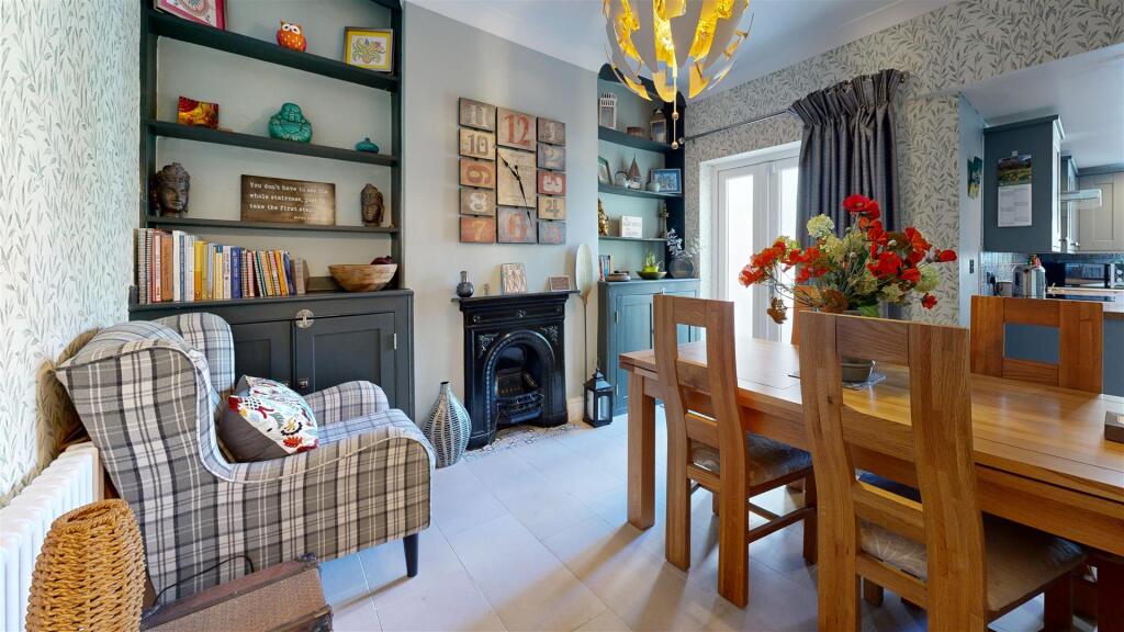 Hambro-Bedroom 4.jpg