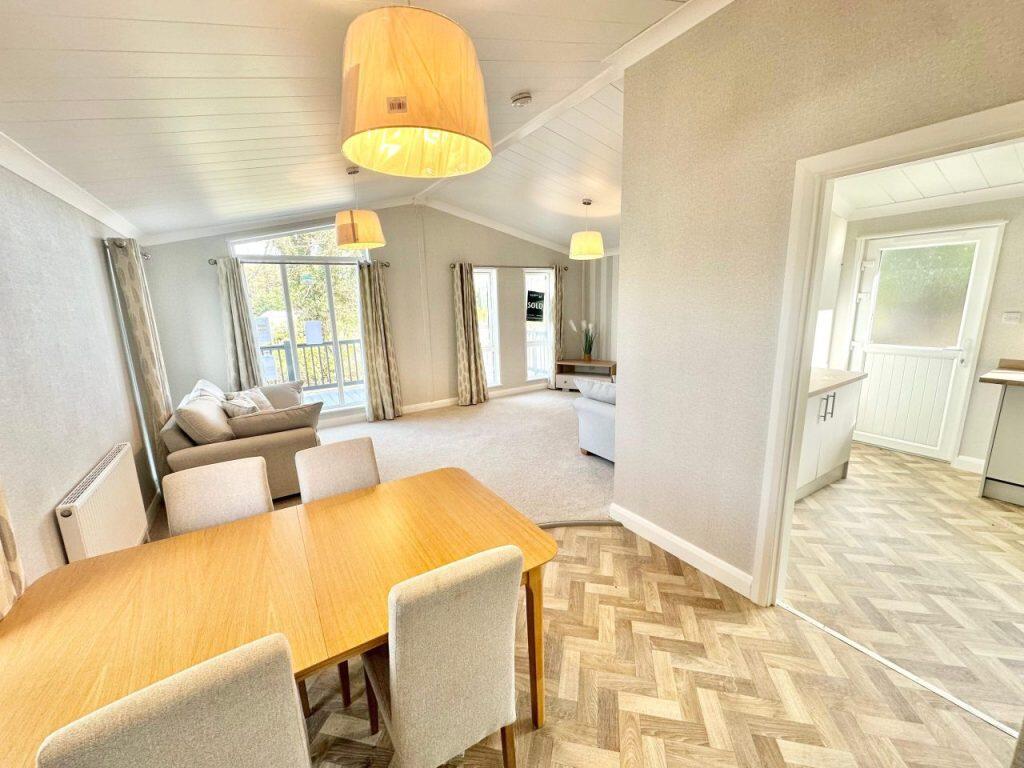 Willerby Kingswood 9 Scaled.jpg