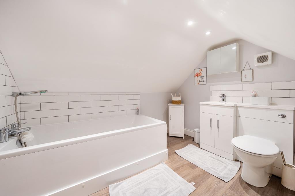 Ensuite Bathroom