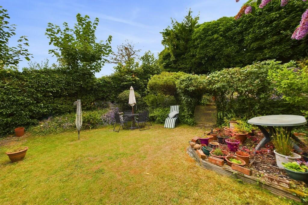 CAM01085G0-PR0380...