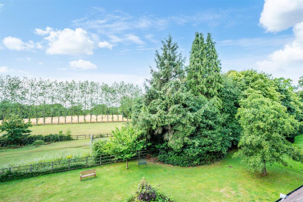 KINGSWOOD GRANGE, FLAT 24- (19).jpg