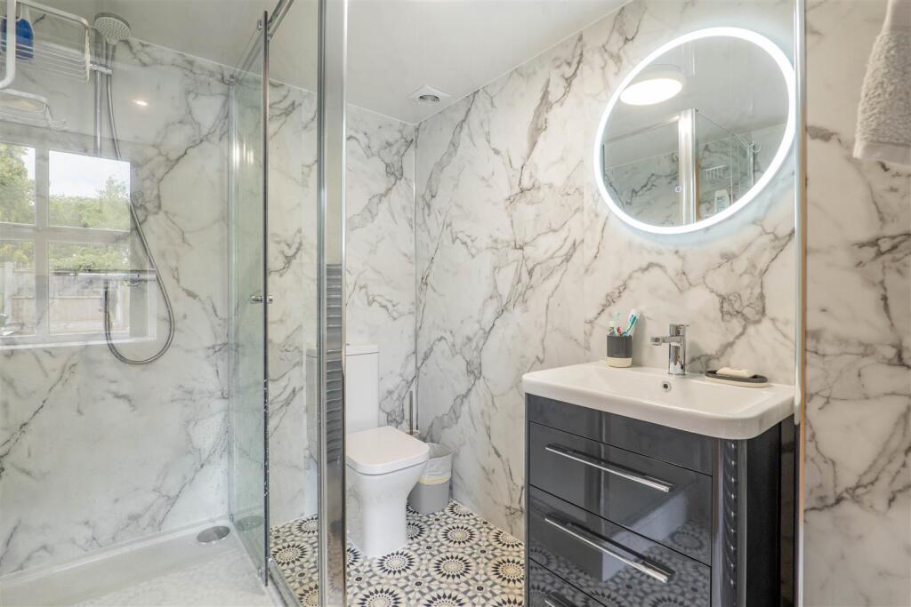 Master Bedroom Ensuite