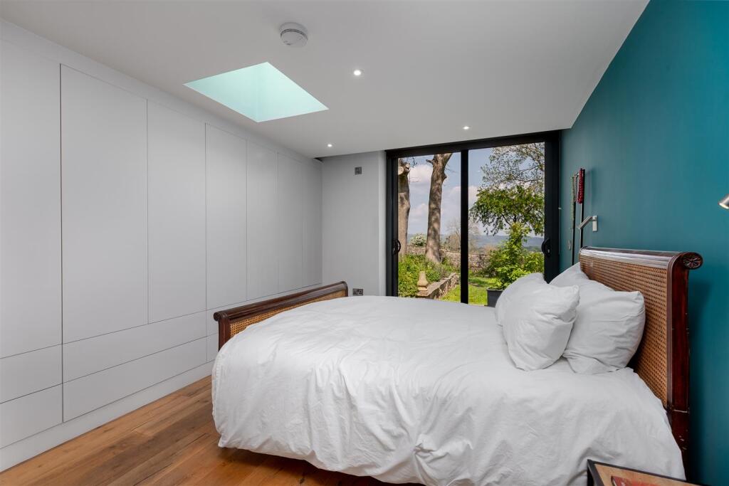 Annex Bedroom 1