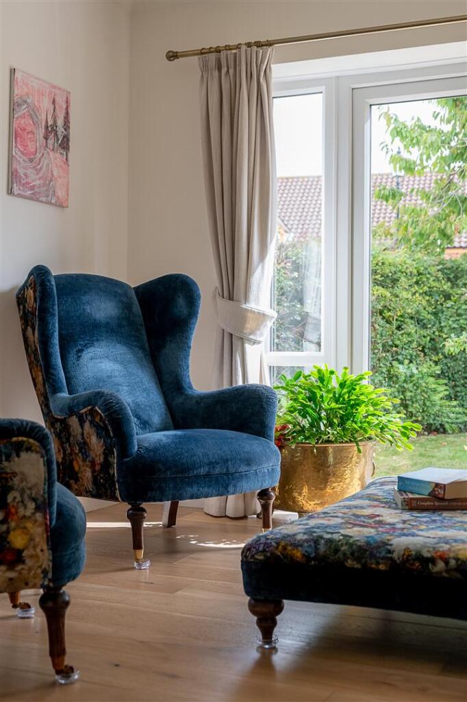 FAMILY ROOM 2