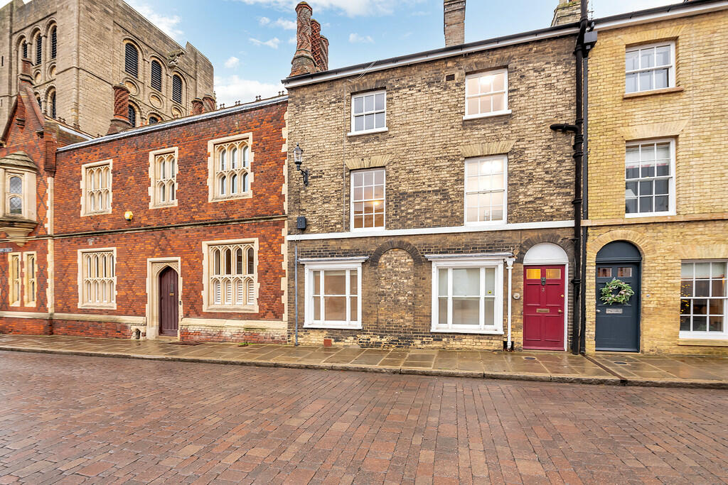 3Crown Street, BS...