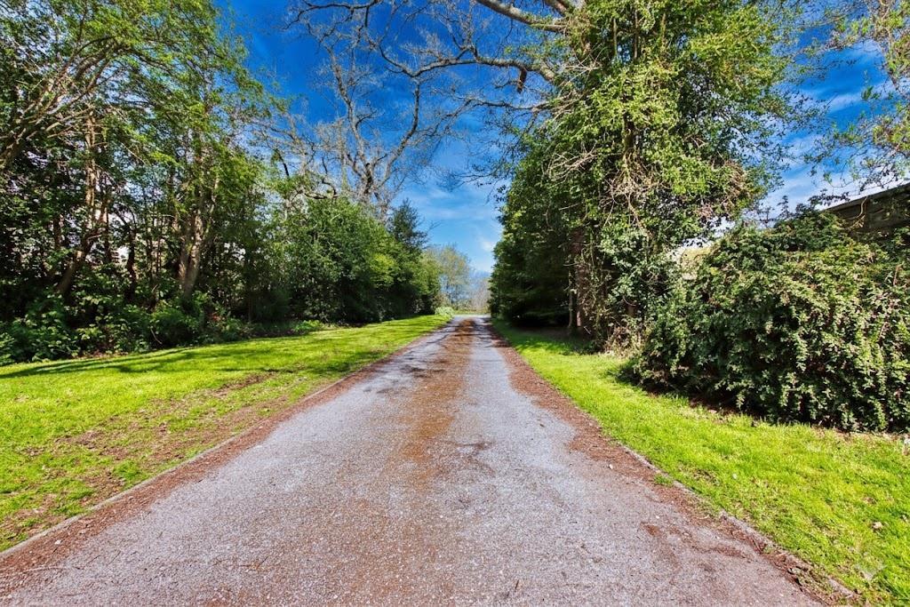 Buckettsland Lane, Borehamwood