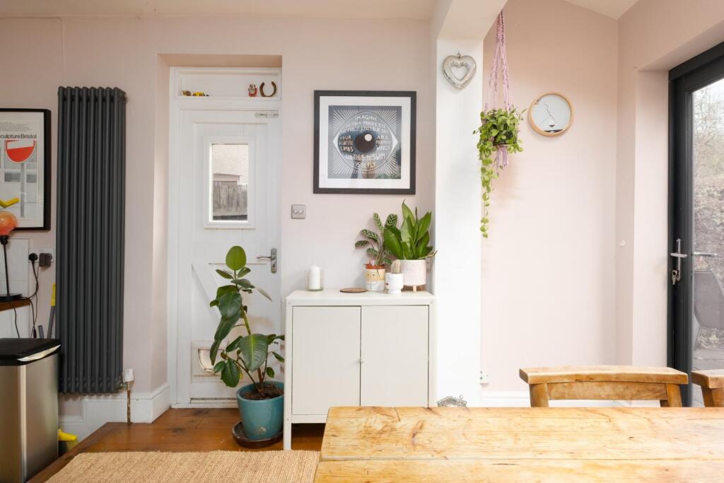 366 Wells Road, BS4--14.jpg