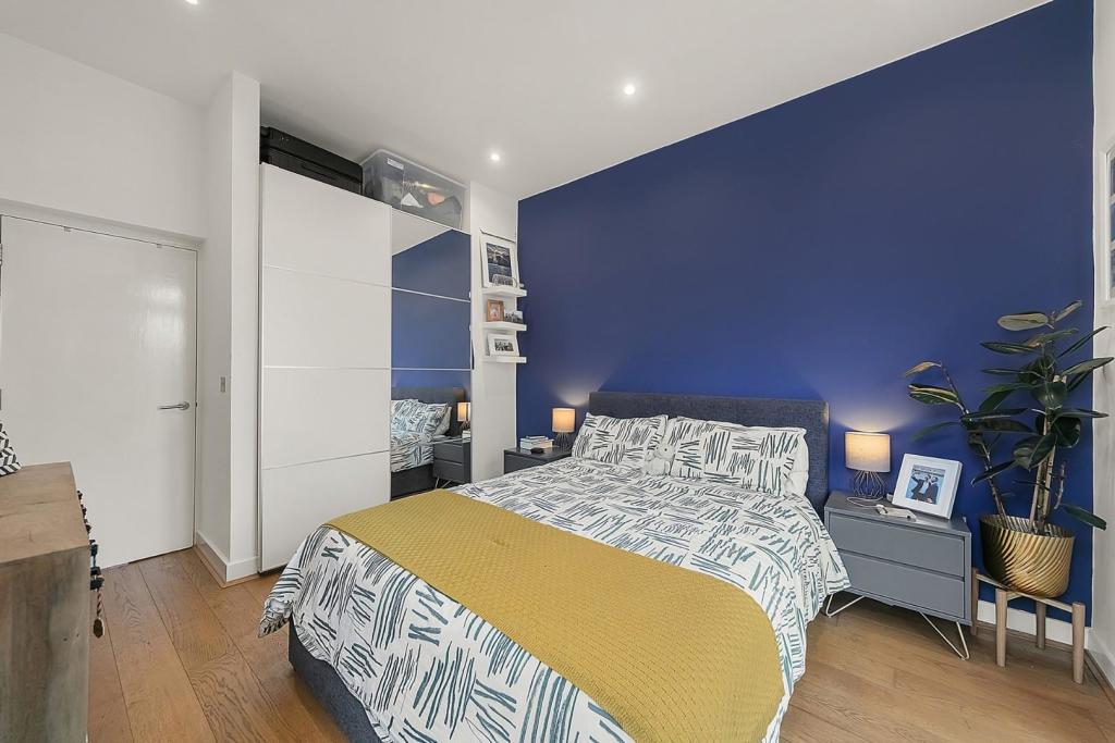 Bedroom (2).jpg