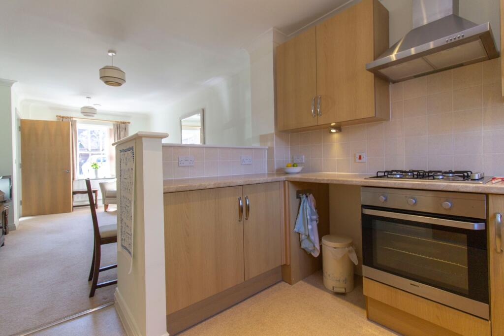 Reception room &amp; Kitchen