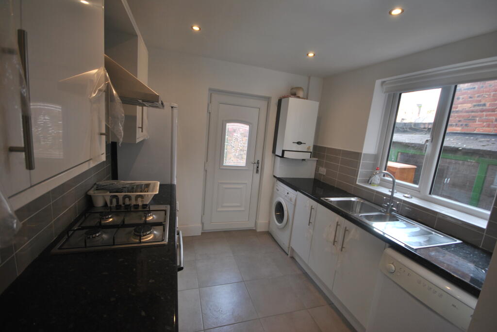 62 Clayton Park Squa