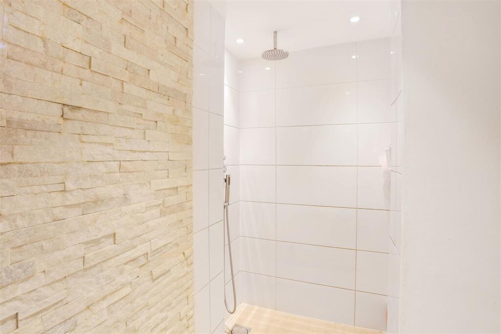 1428771084 -  10.jpg