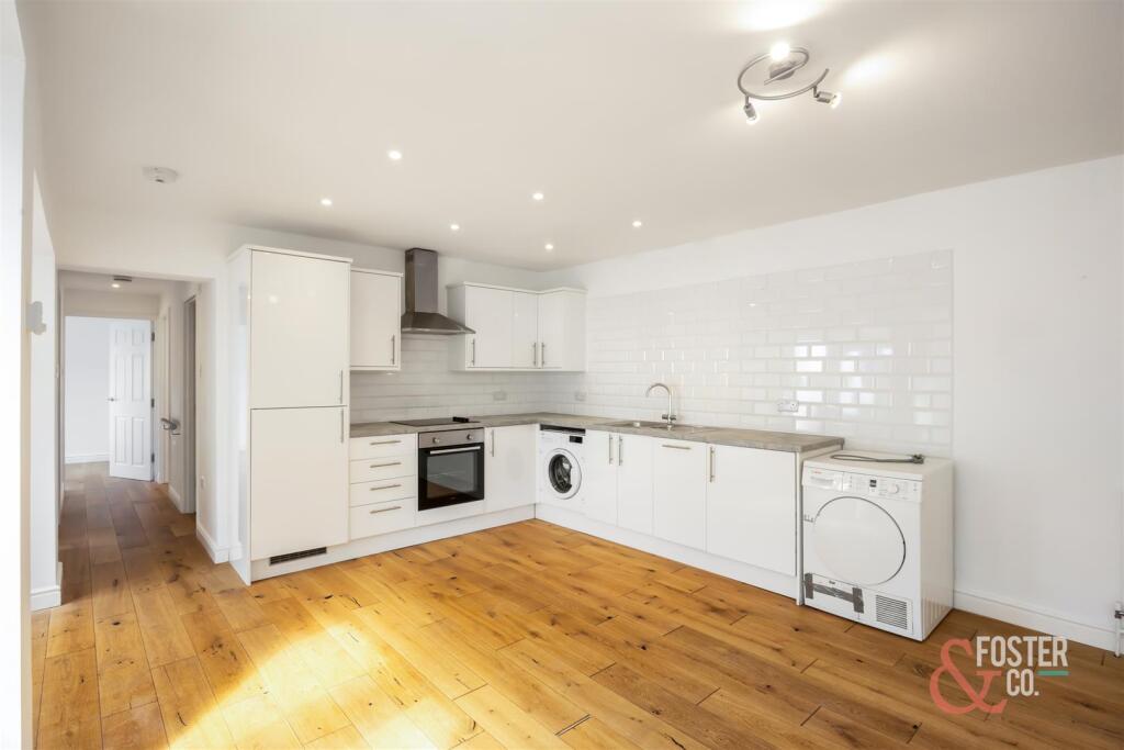 Hove Park Villas, 18a-011.jpg